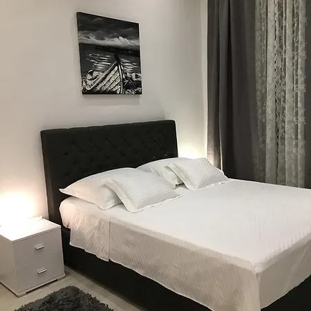 Galileo Apartment *